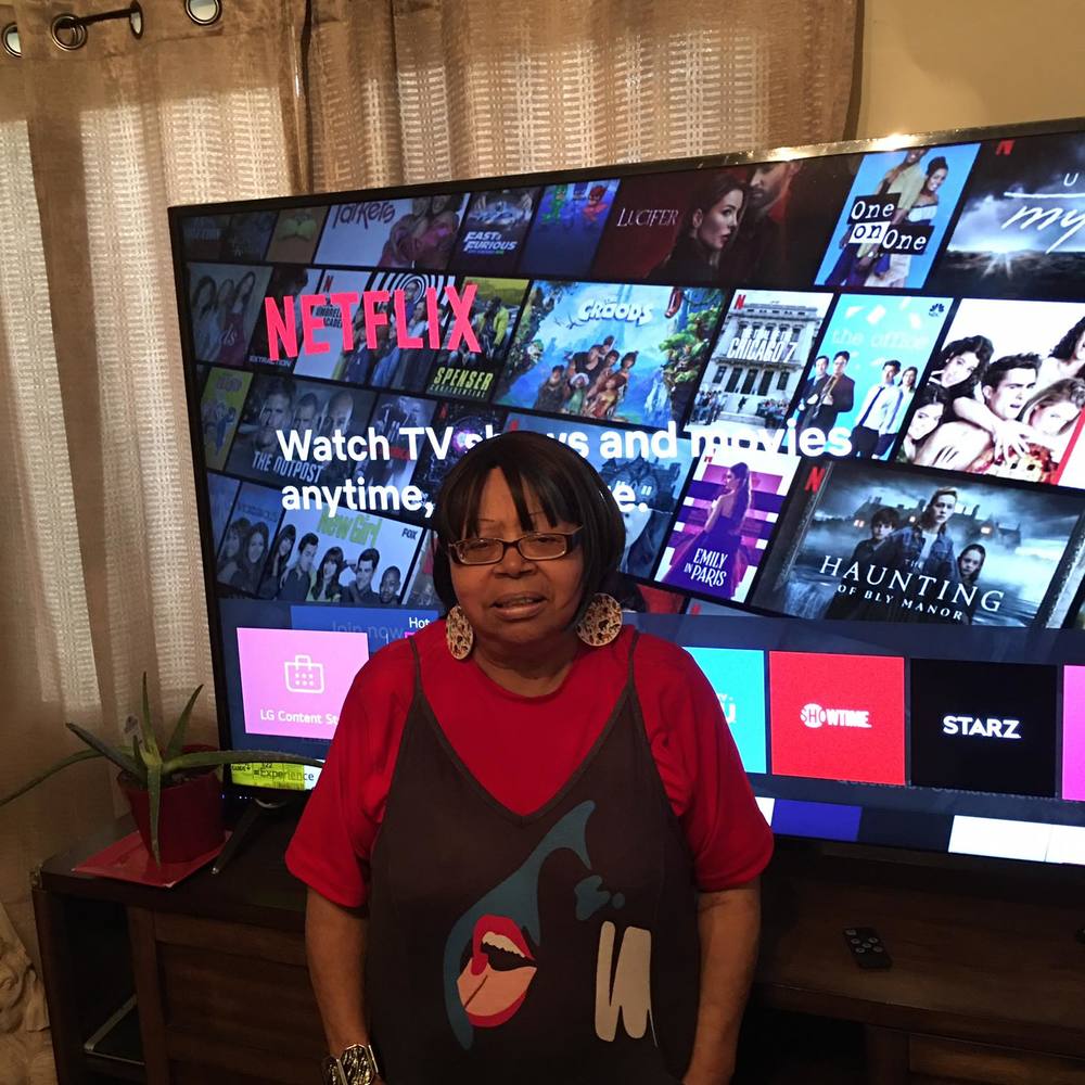 Meet your Posher, Monica